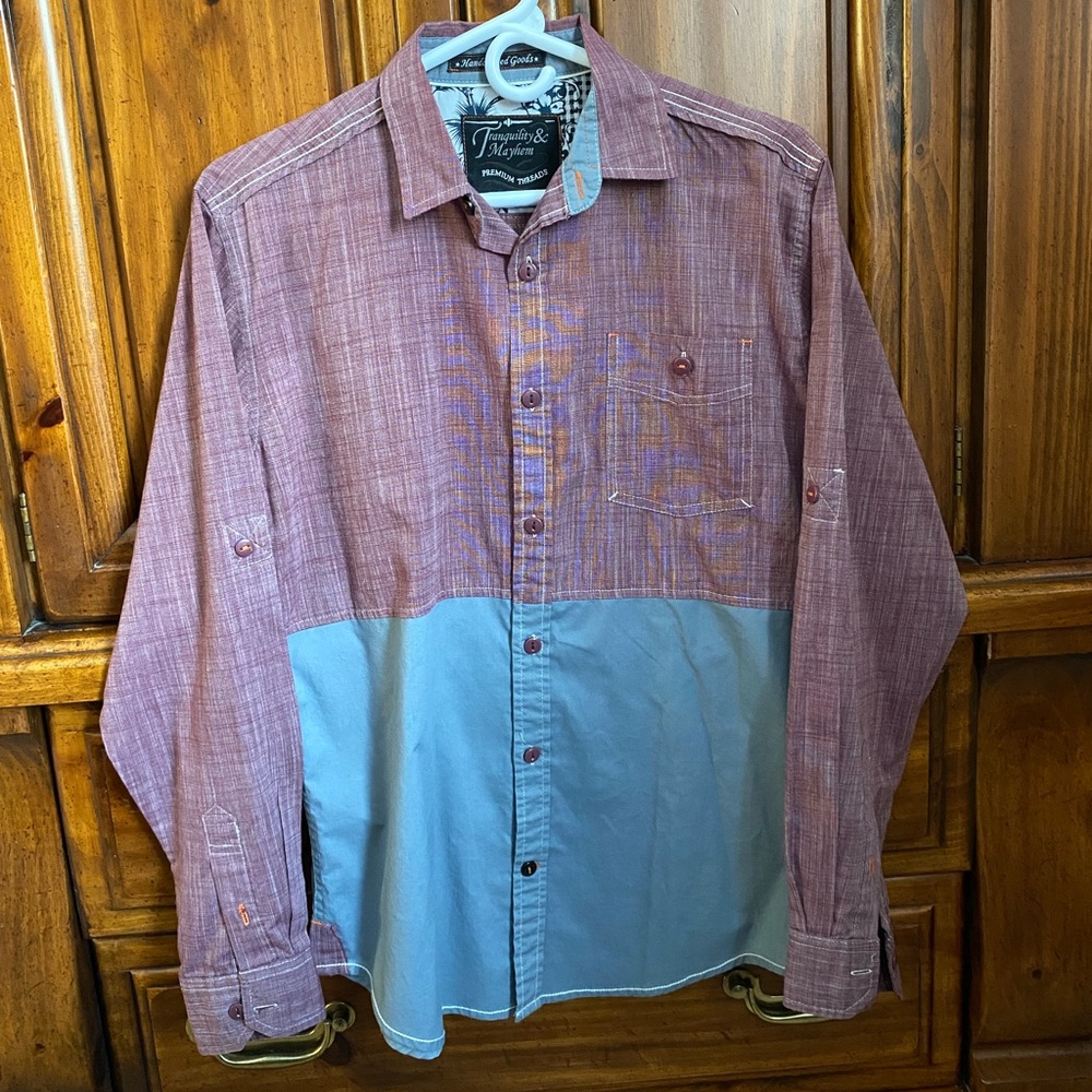 T-shirt, is in great condition like new.